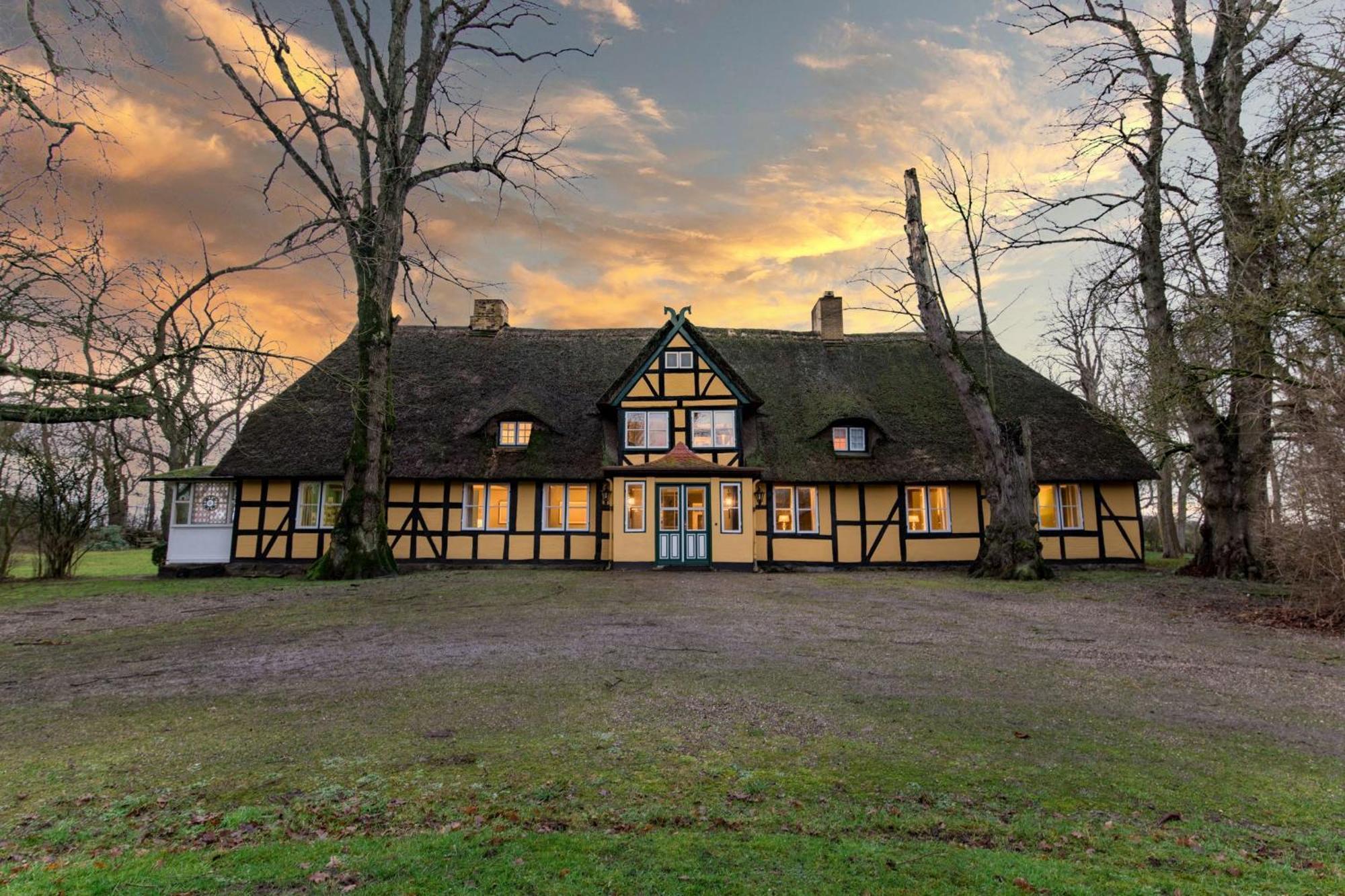 Herrenhaus Gut Dorotheenthal ดัมพ์ ภายนอก รูปภาพ